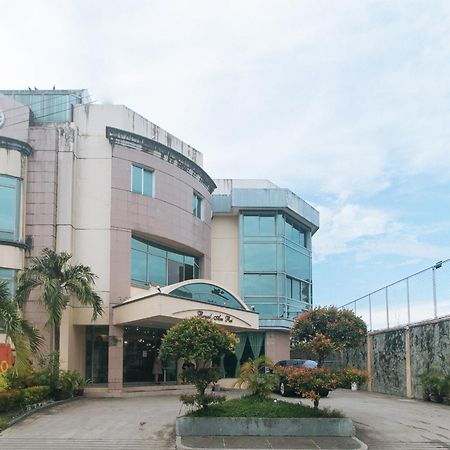 Royal Am Rei Hotel By Reddoorz Bacolod Eksteriør billede