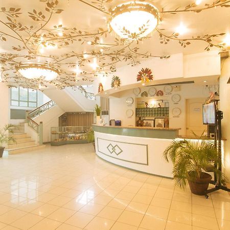 Royal Am Rei Hotel By Reddoorz Bacolod Eksteriør billede