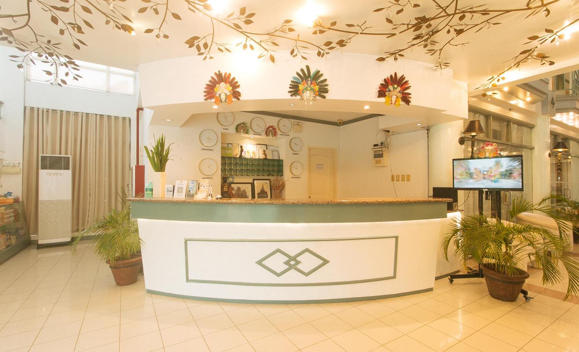 Royal Am Rei Hotel By Reddoorz Bacolod Eksteriør billede