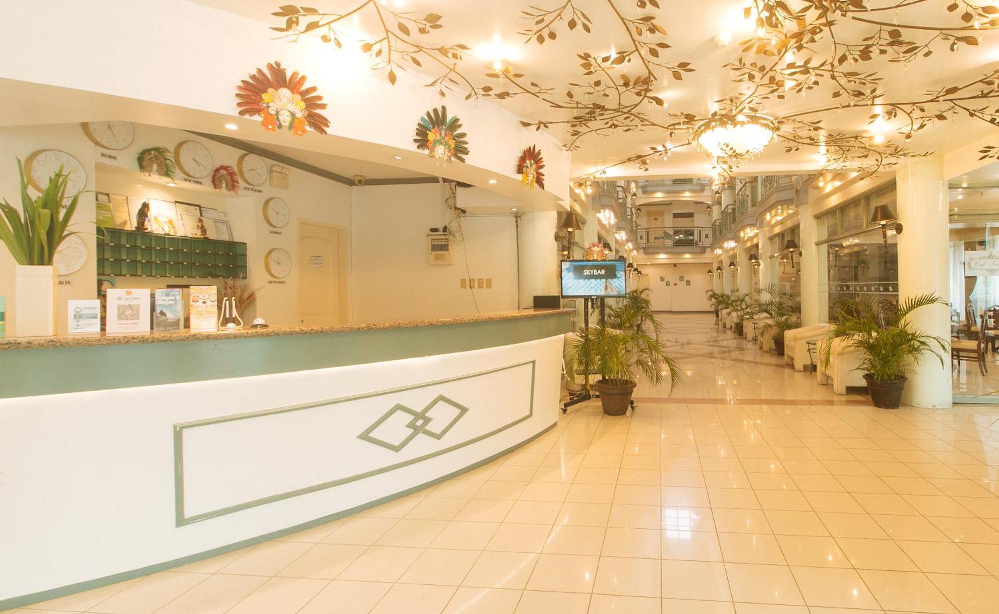 Royal Am Rei Hotel By Reddoorz Bacolod Eksteriør billede